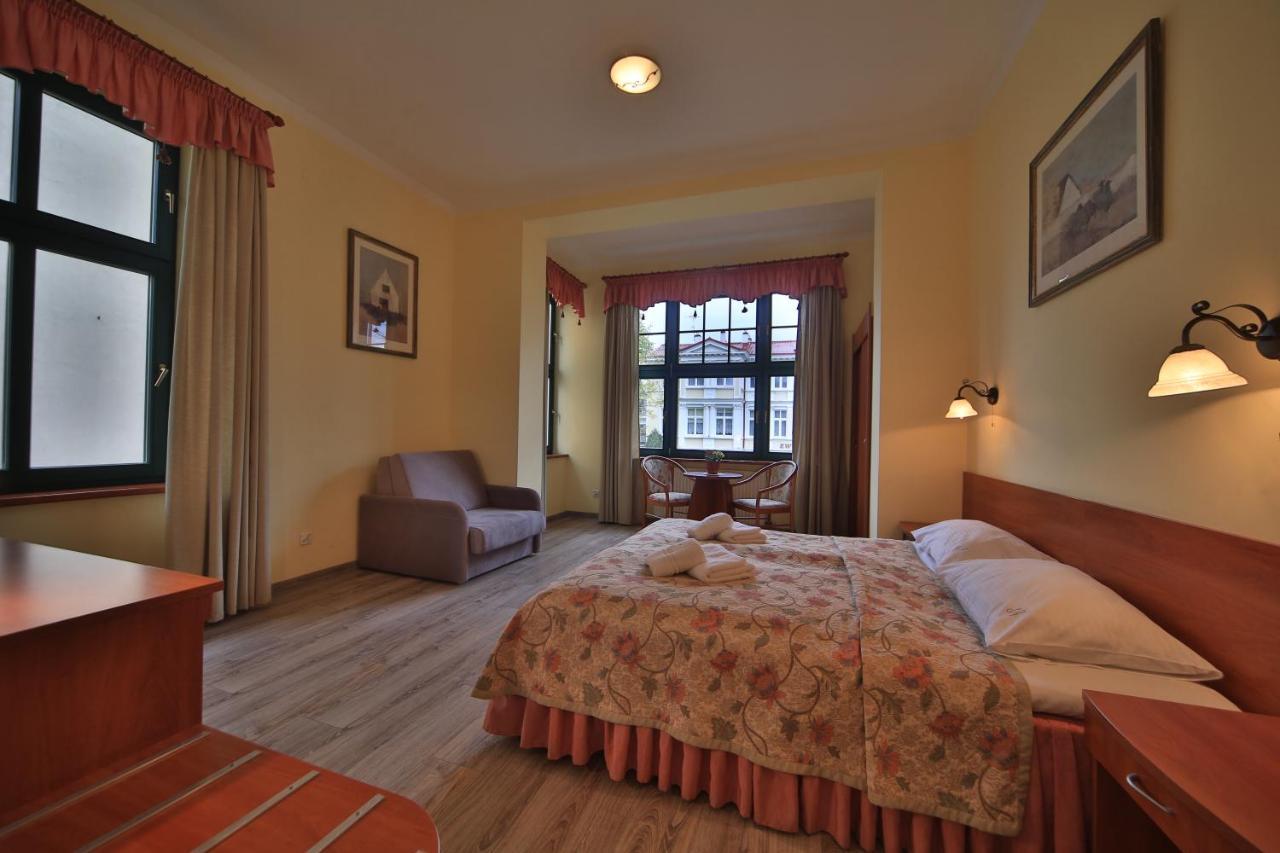 Alexandra Bed and breakfast