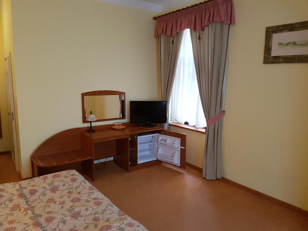 Alexandra Bed and breakfast
